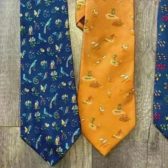 Ferragamo ties - Picture 2 of 6